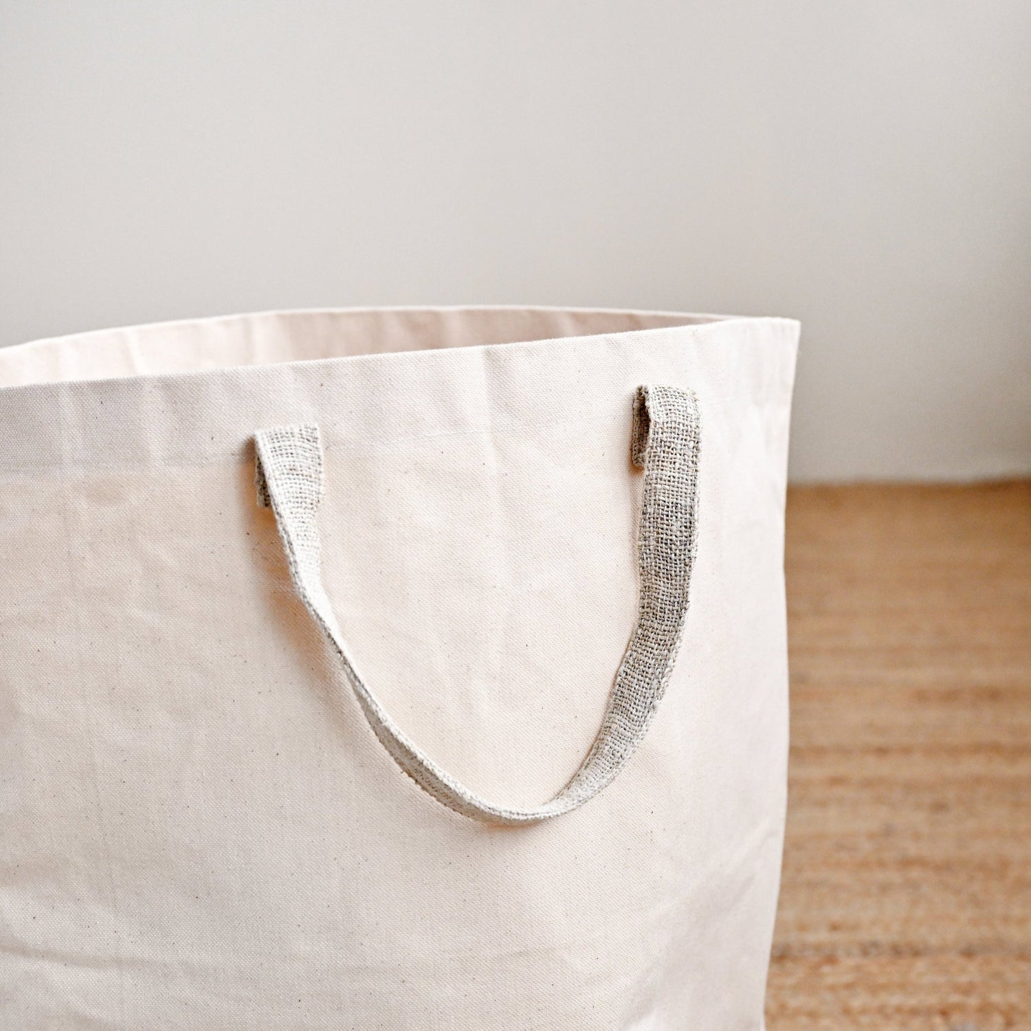 Canvas Laundry Bag with Hemp Handles 10