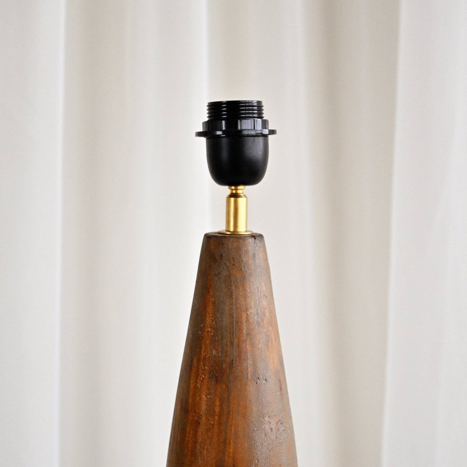 Taj Wooden Lamp