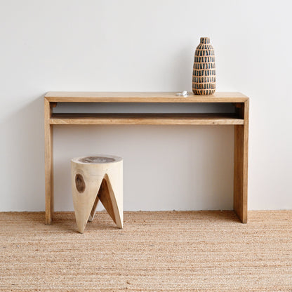 Flores Console