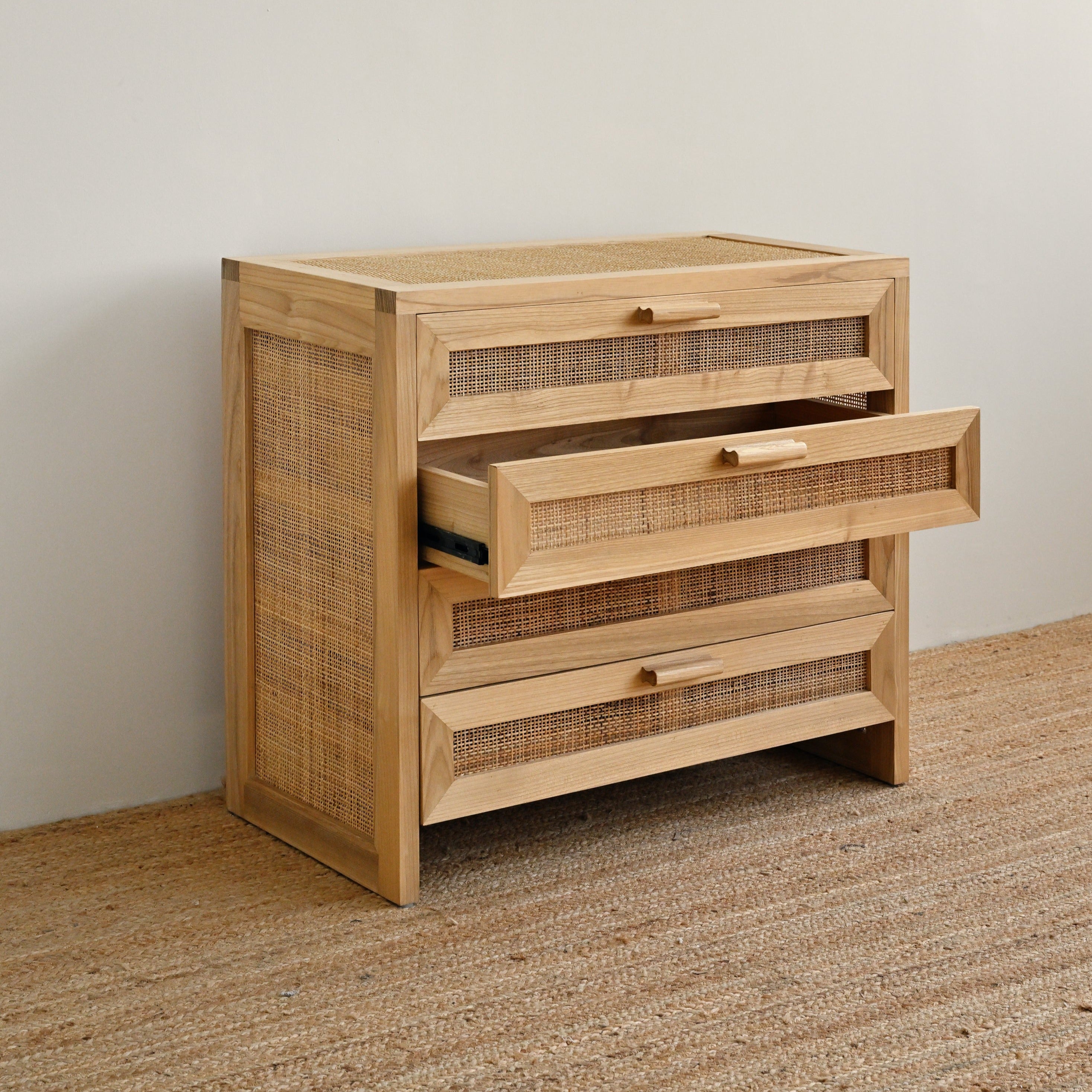 Sunshine 4 Drawer Dresser