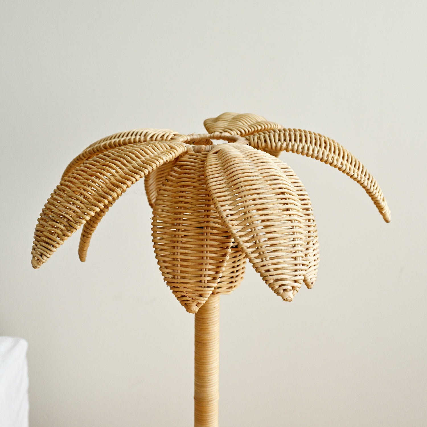 Palm Tree Rattan Table Lamp 2